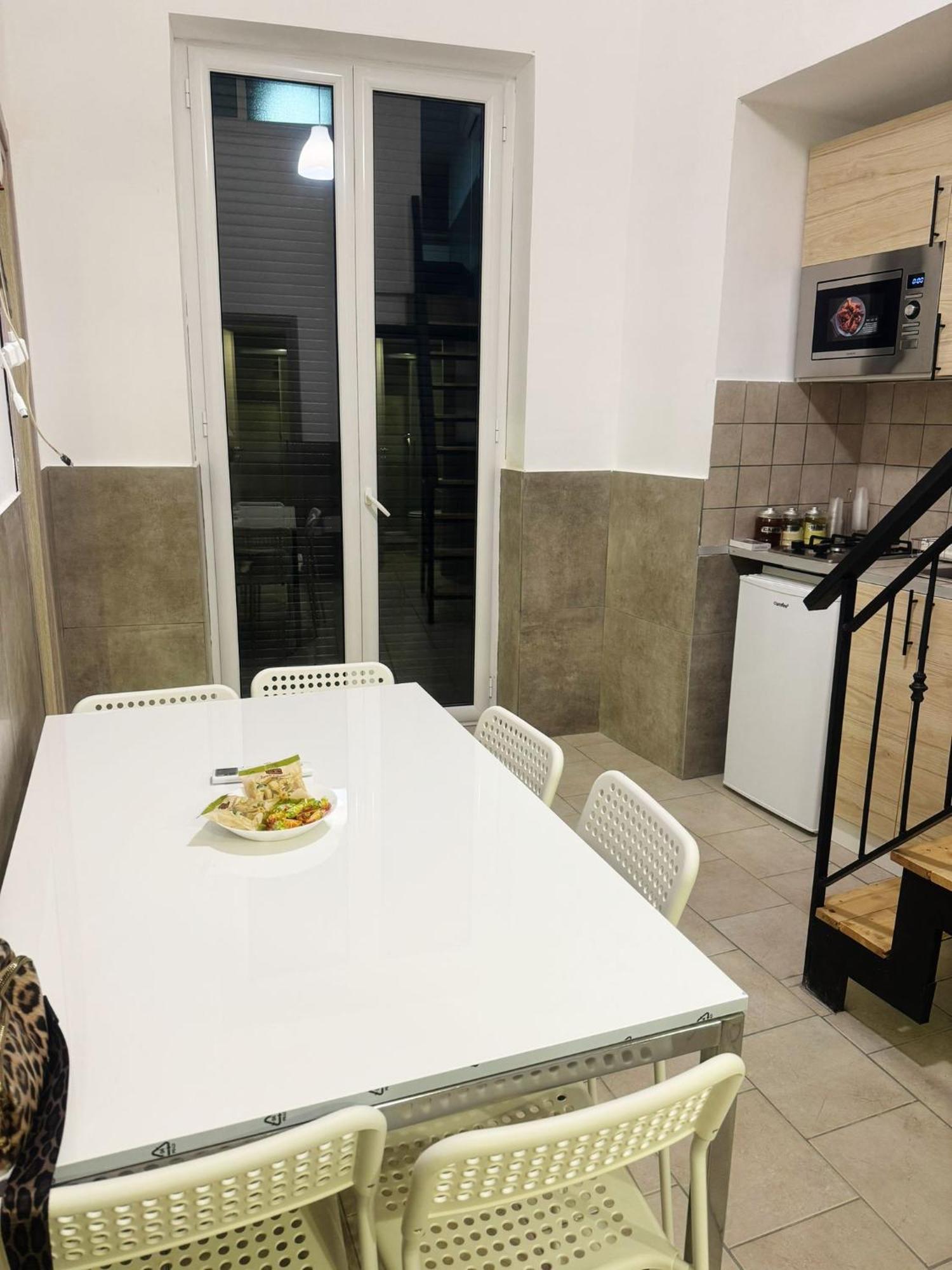 Terrazza Miracoli Napoli Aparthotel Екстериор снимка