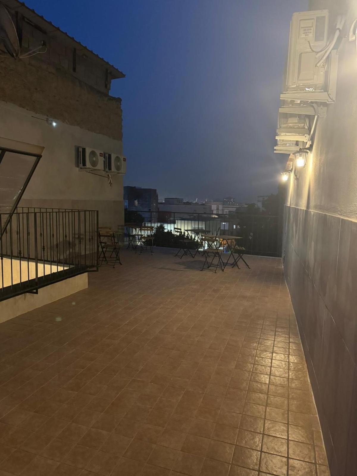 Terrazza Miracoli Napoli Aparthotel Екстериор снимка